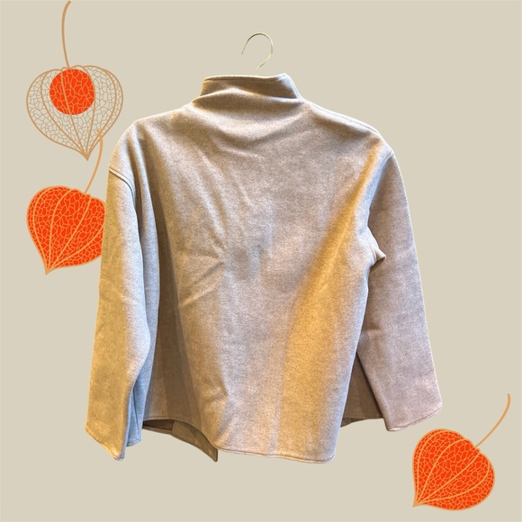 Commense Oversized Coat - Picture 11 of 12